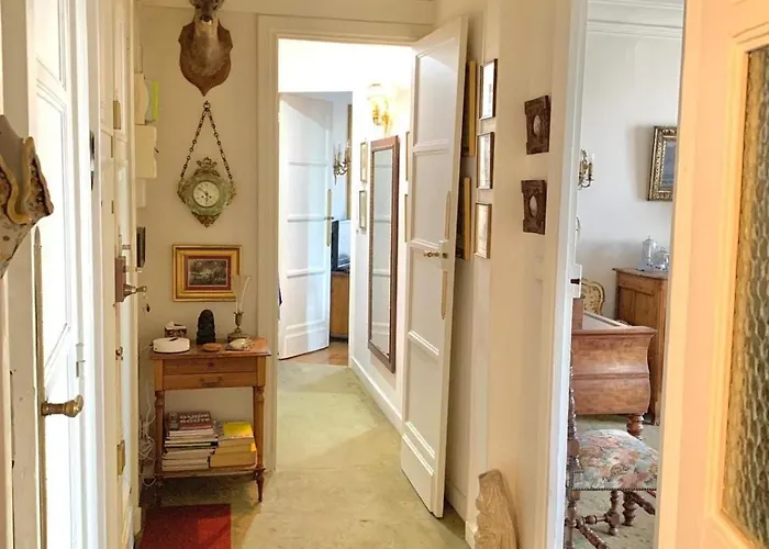 Prestigious Parisian Vintage Apartment *